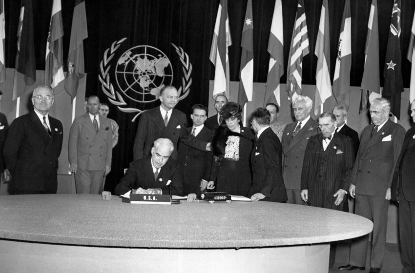  La ONU celebra sus 75 años con una cumbre condicionada por la pandemia.

…