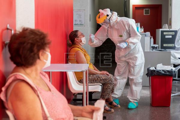  Un brote con 53 positivos en una residencia de Lorca impide salir de fase 1. #coronavirus

…