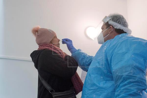  #ÚLTIMAHORA | La incidencia acumulada de covid-19 sube cinco puntos y roza los 200

…