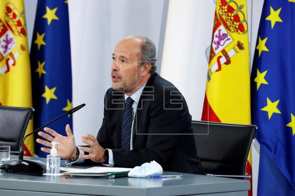  El ministro de Justicia, Juan Carlos Campo, no considera necesario modificar por el momento el decreto del estado de ala…