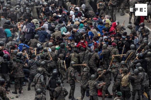  #ÚLTIMAHORA | Guatemala detiene y reprende con violencia a una caravana migrante hondureña. …