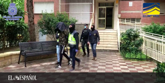  #LoMásLeído | Detenidos 3 yihadistas en Granada por incitar atentados contra Francia y el presidente Macron …