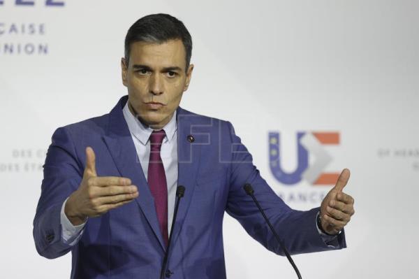  #ULTIMAHORA | Sánchez anuncia una gira europea para sumar apoyos en la reforma energética. 

…