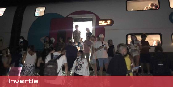  #ObservatoriodelaMovilidad | Una avería en un tren de Ouigo deja tirados a 960 pasajeros más de tres horas en el trayec…