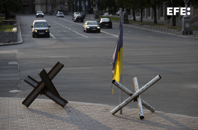  La guerra llega al callejero ucraniano: menos Tolstói y más héroe patriótico.

Por Luis Lidón, enviado especial

 …
