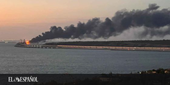  #LoMásLeído | Una explosión provoca un incendio e importantes daños en el puente que une Rusia con Crimea …