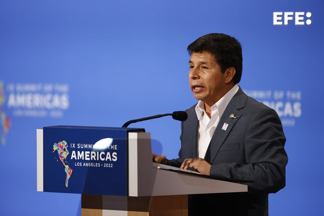  #ÚLTIMAHORA | Castillo disuelve el Congreso e instaura un Gobierno de emergencia en Perú. …