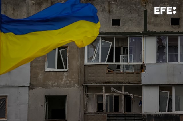  #ÚLTIMAHORA | Zelenski y el pueblo ucraniano galardonados con el Premio Carlomagno. …