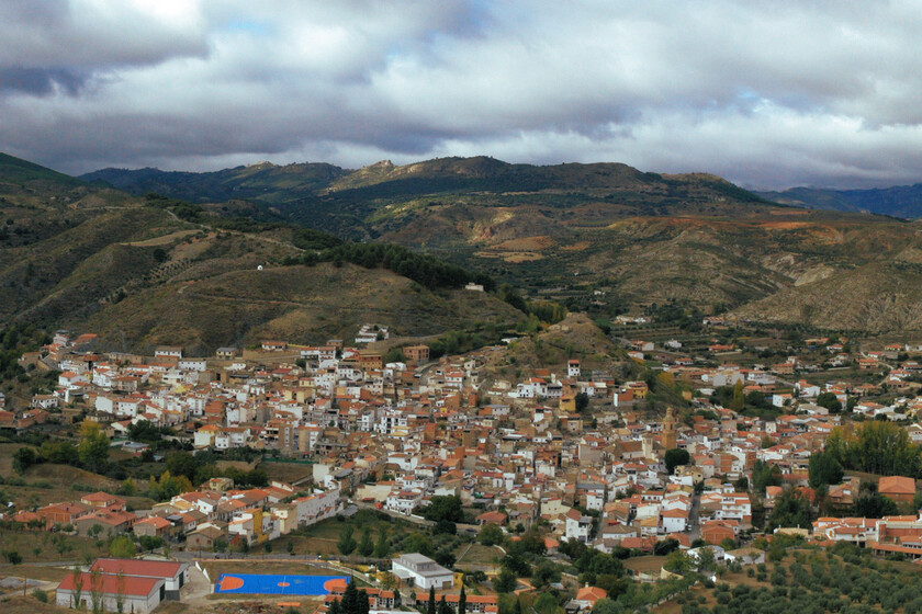  Así es La Peza, el encantador pueblo de Granada en el que quieren que vuelva la rave