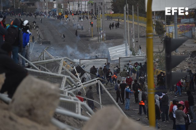  #ÚLTIMAHORA | Una nueva muerte en Arequipa eleva a 55 los fallecidos en protestas de Perú. …