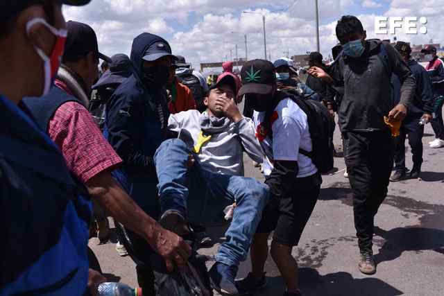  #ÚLTIMAHORA | Sube a catorce (14) el número de personas muertas en un día durante las protestas en el sur de Perú …