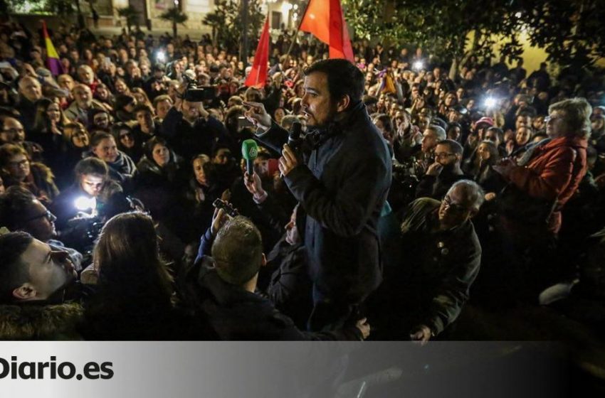  PERFIL | Alberto Garzón, el joven economista del 15M que llegó al Gobierno

No repetirá como candidato en las elecciones…