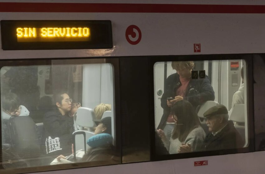  Un maquinista se saltó una señal de parada en el choque de los dos trenes en Málaga