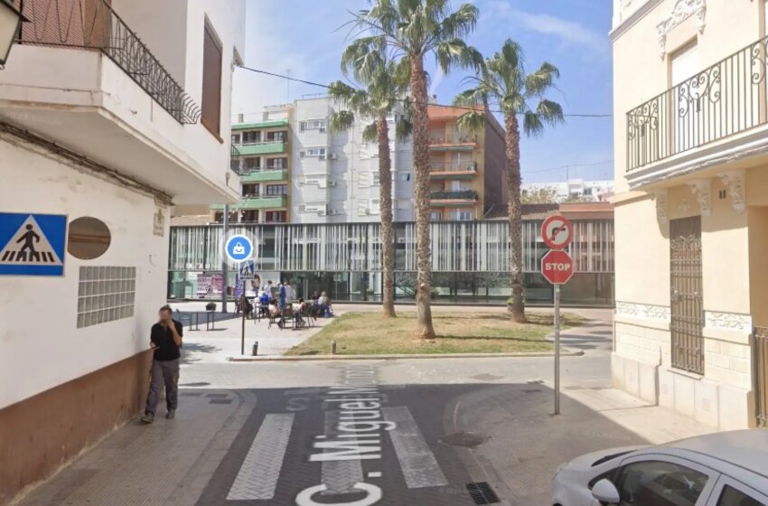  Un conductor borracho invade una terraza y causa cuatro heridos en Alboraia