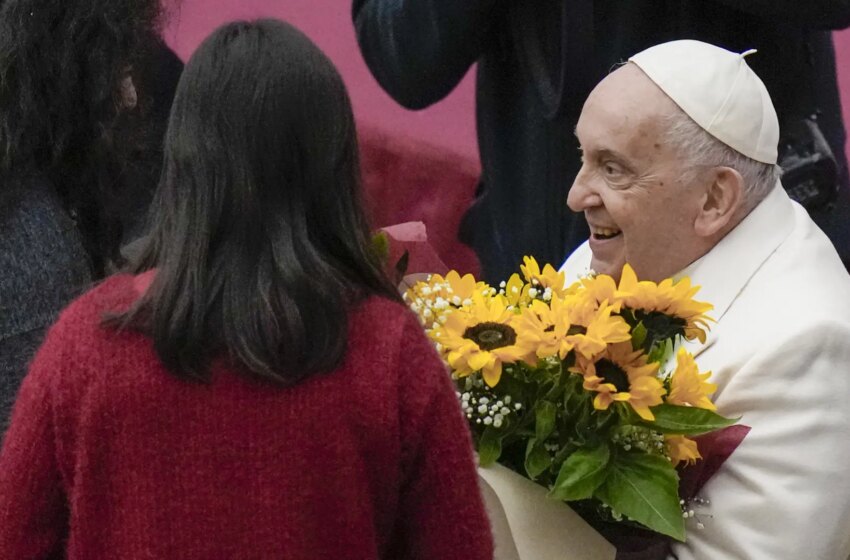  El papa Francisco cumple 87 años y lo celebrará con los niños de un centro pediátrico