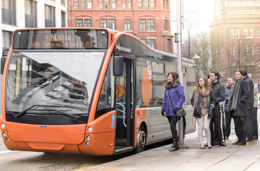  Un carril bus de Mánchester recauda cerca de 12 millones de euros en multas