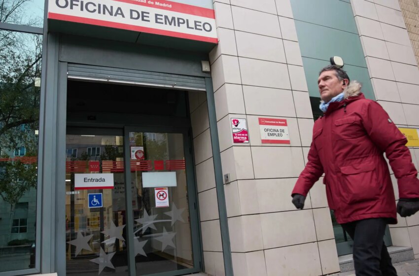  España creó 540.000 empleos en 2023 y suma tres años seguidos al alza mientras el paro se redujo en 130.000 personas