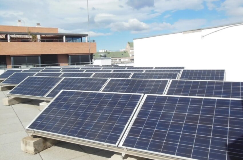  El Gobierno valenciano concede 48 millones a 1.800 empresas para instalar placas solares