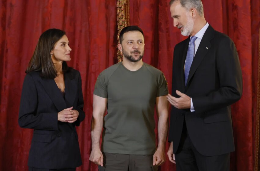  Zelenski clama en Madrid | Opinión de Carmelo Encinas