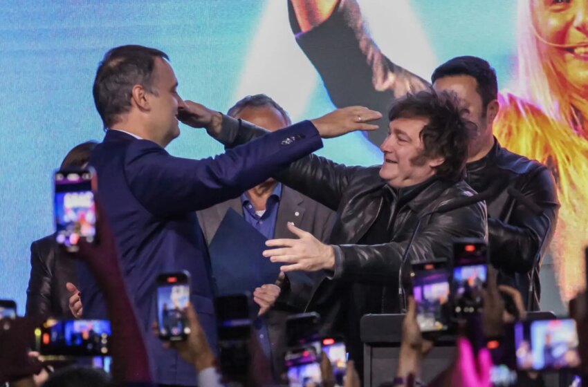  El partido de Milei gana las elecciones en Buenos Aires y logra doblar la lista de Macri