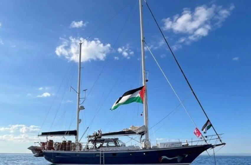  Denuncian el «secuestro» de los voluntarios de Madleen poco después de que Israel les haya exigido que cambie de rumbo