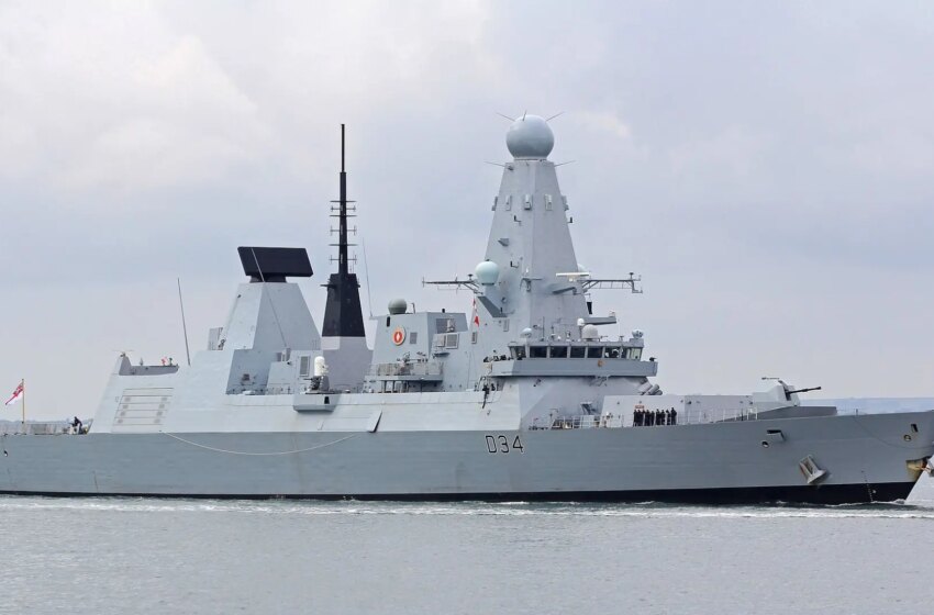 Irán afirma que ha interceptado un destructor de Reino Unido en el mar de Omán que apoyaba a Israel