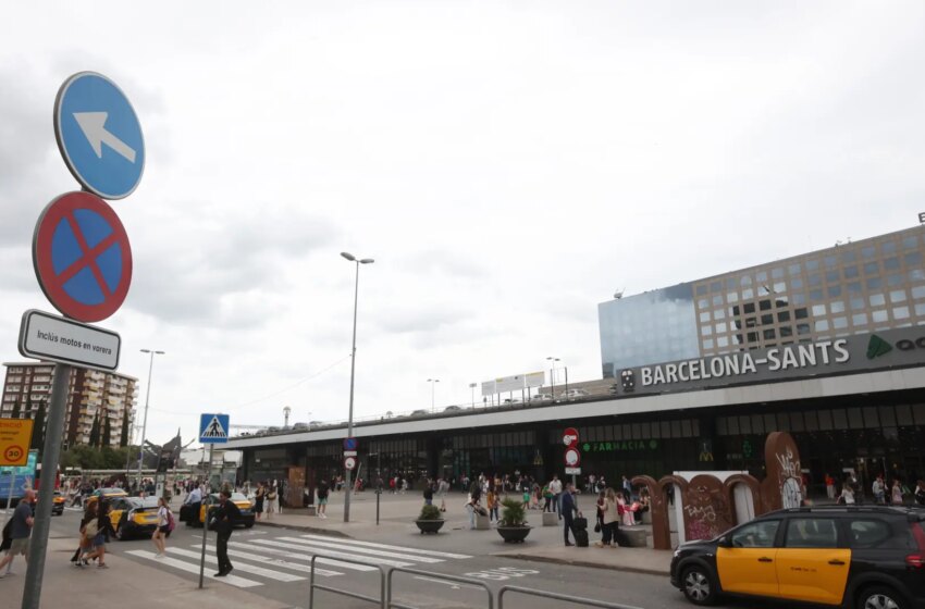 Desalojan la estación de Sants por una posible amenaza de bomba y la reabren de madrugada tras un registro de Mossos