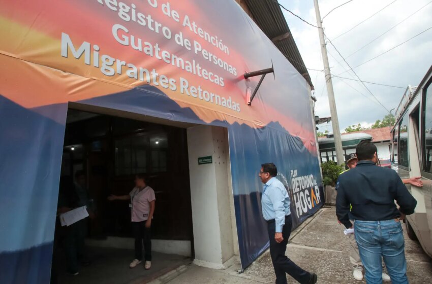  Ante el aumento de deportaciones, Guatemala inaugura un centro para los migrantes que regresan sin nada desde EEUU y México