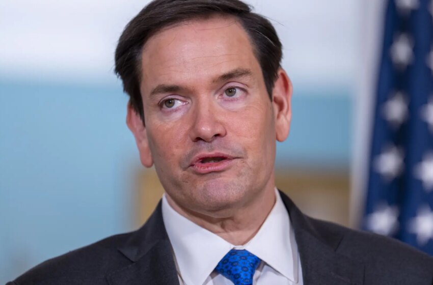  El secretario de Estado de EEUU se reunirá hoy con el canciller ruso en Malasia