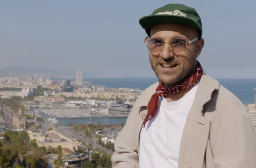  Nil Moliner sorprende en ‘Viajeros Cuatro’ y muestra su lugar favorito de Barcelona: «¡Esto es increíble!»