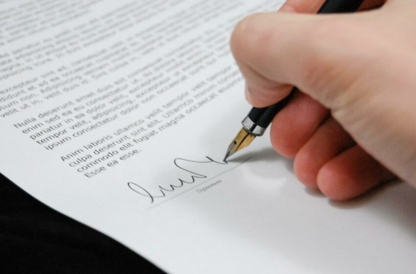  la solar llega a su mínimo histórico, 32 euros