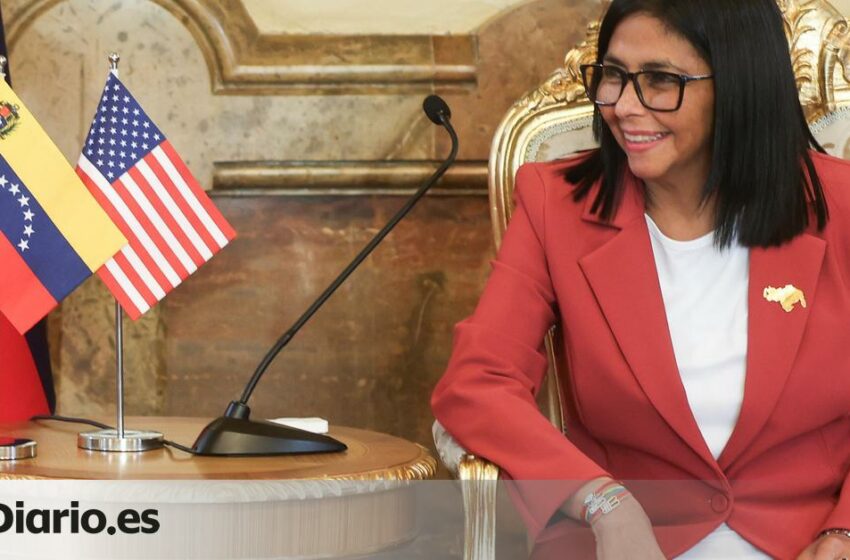  Stephen Miller retuitea un mensaje elogioso de Delcy Rodríguez a Trump que es una respuesta a otro halagador del presidente de EEUU